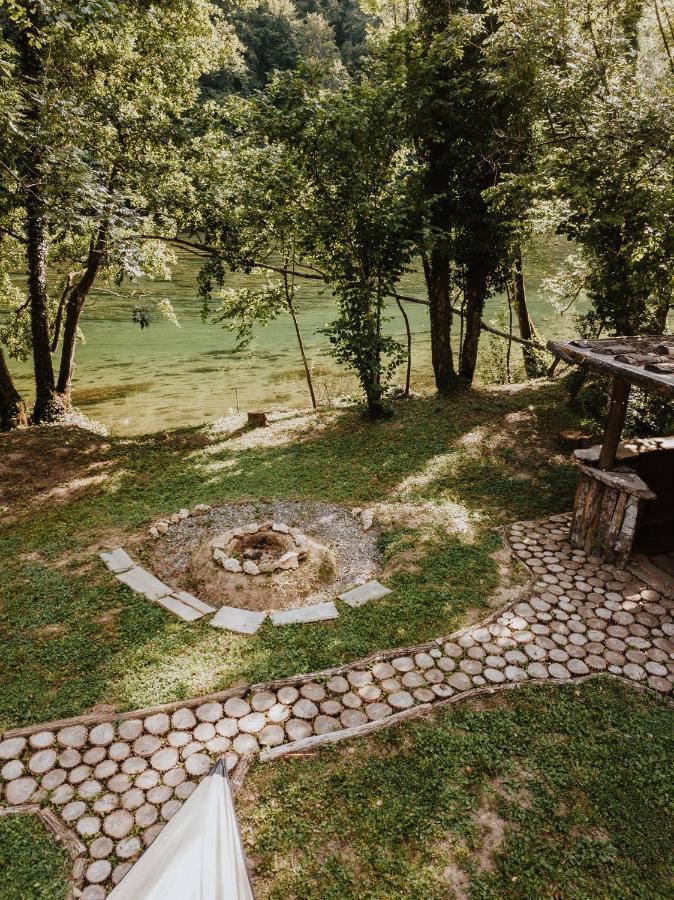 Robinson Camp Kupa - Juratovicki Brig Hotel Netretic Kültér fotó