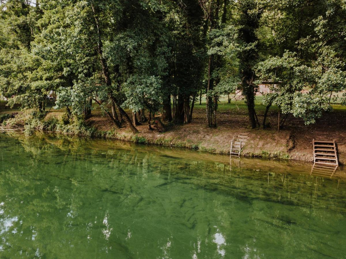 Robinson Camp Kupa - Juratovicki Brig Hotel Netretic Kültér fotó