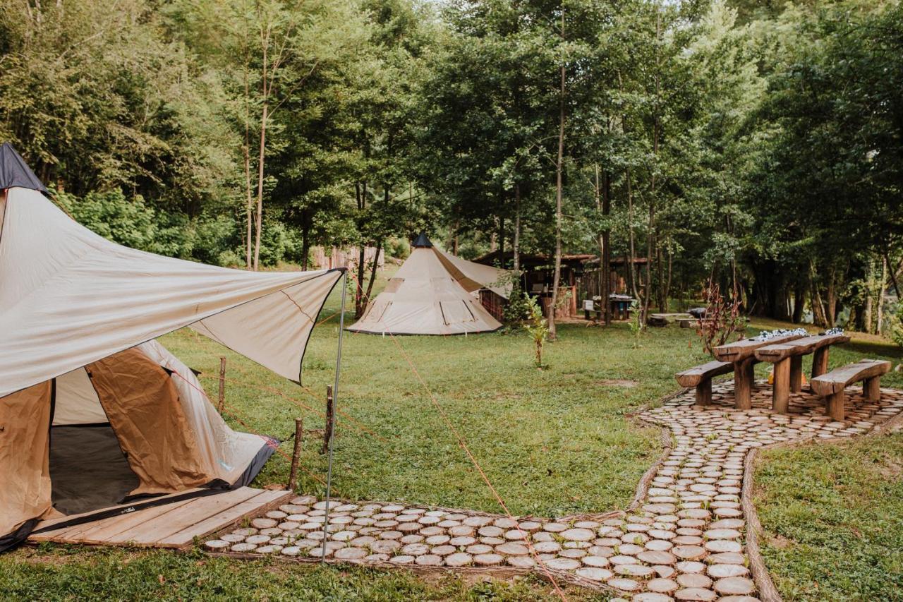 Robinson Camp Kupa - Juratovicki Brig Hotel Netretic Kültér fotó