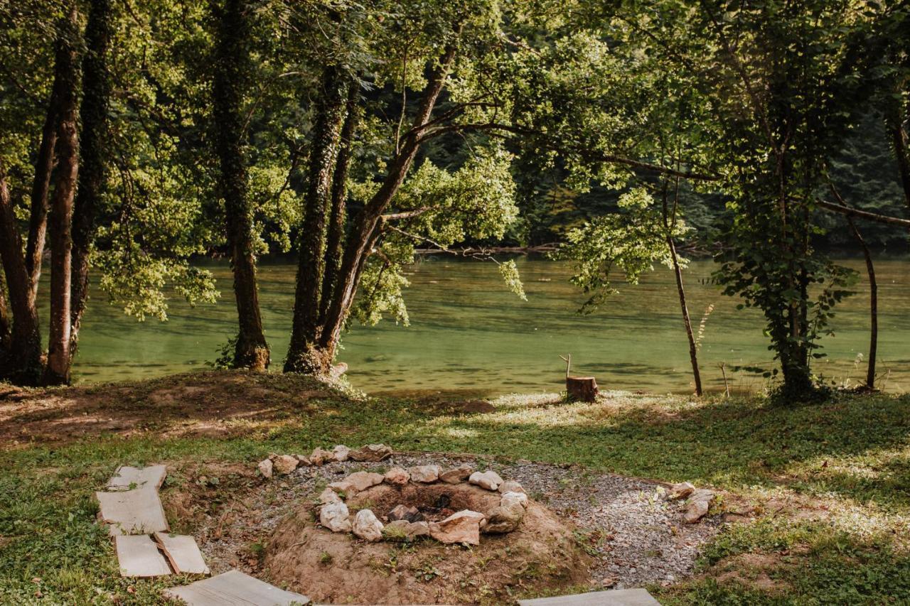 Robinson Camp Kupa - Juratovicki Brig Hotel Netretic Kültér fotó
