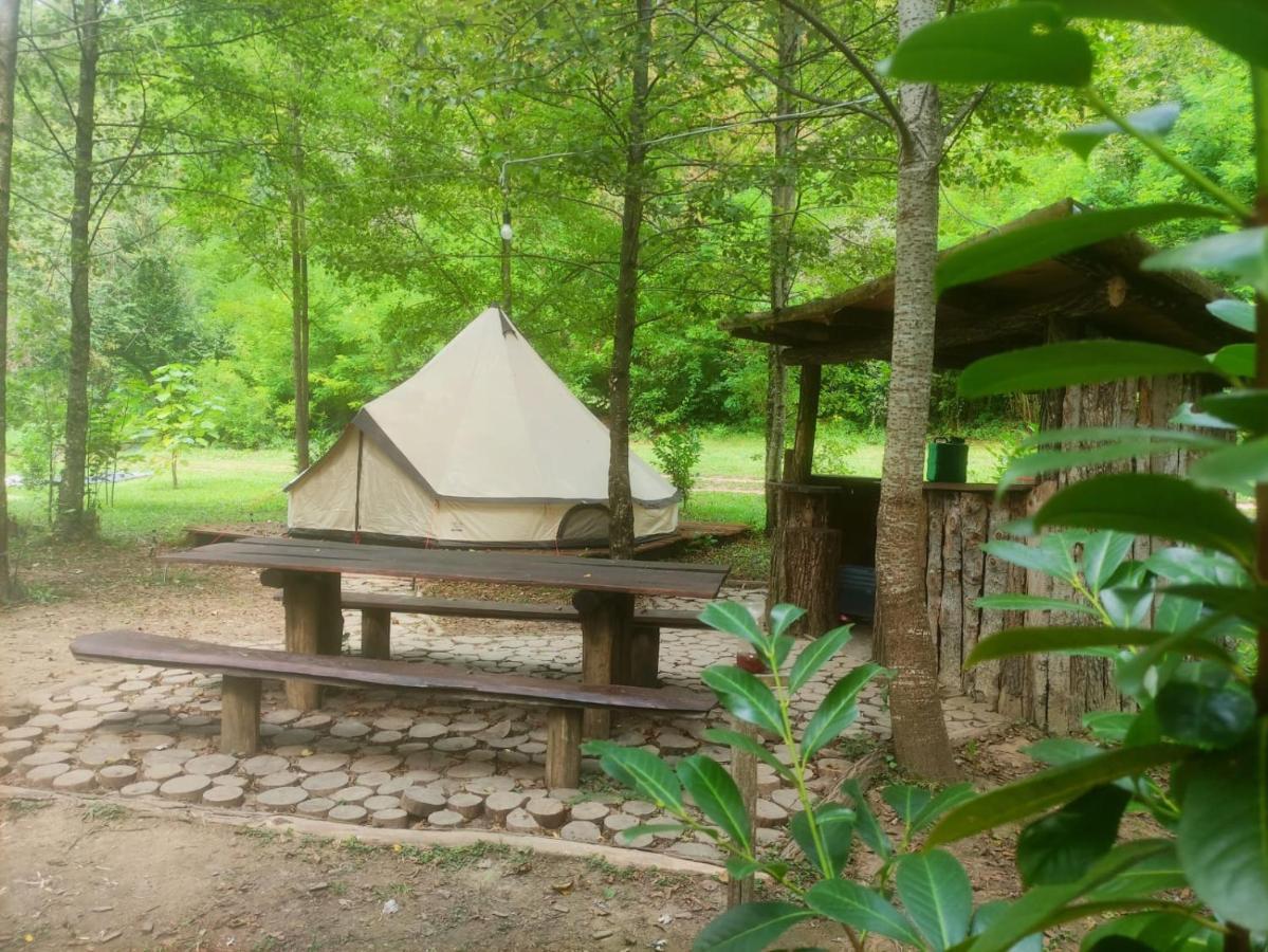 Robinson Camp Kupa - Juratovicki Brig Hotel Netretic Kültér fotó